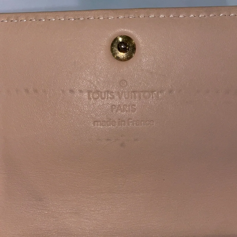 LOUIS VUITTON Monogram Vernis Sarah Bifold  Wallet - Picture 9 of 14